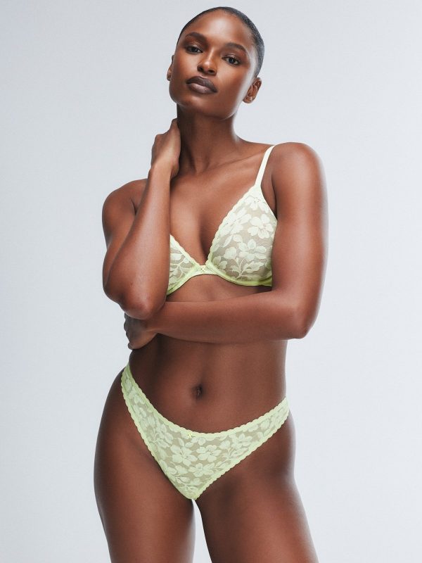 LAVISH-LACE-THONG-PANTY-UD2500508-13182-4-1200x1600-1.jpg
