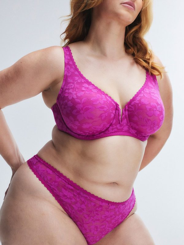 LAVISH-LACE-THONG-PANTY-UD2500509-7197-4-1200x1600-1.jpg