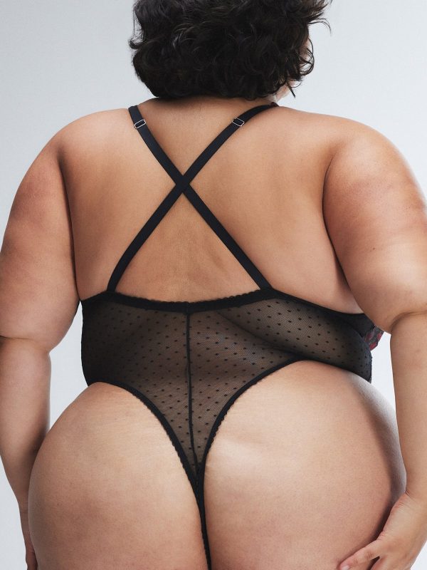 LES-ROSES-LACE-TEDDY-LI2500547-1533-2-1200x1600-1.jpg