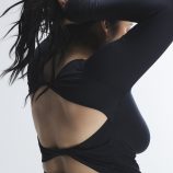 LIGHT-LAYER-LONG-SLEEVE-TWIST-TOP-XT2500510-1533-1-1200x1600-1.jpg
