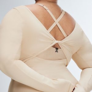 LIGHT LAYER TWIST BACK TOP