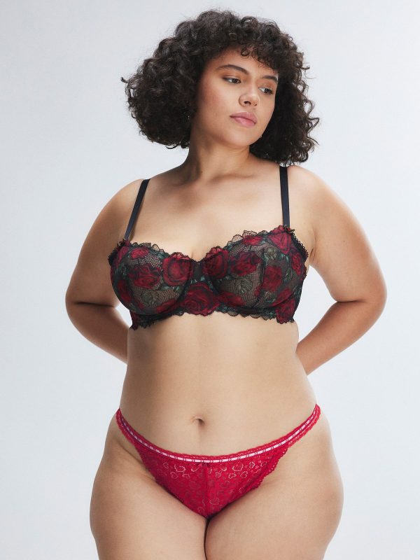 LOVERS-LACE-G-STRING-PANTY-PACK-UD2500559-12570-4-1200x1600-1.jpg