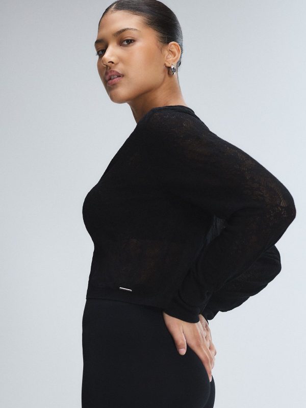 LUXE-LACE-KNIT-V-NECK-SWEATER-NT2500528-1533-3-1200x1600-1.jpg