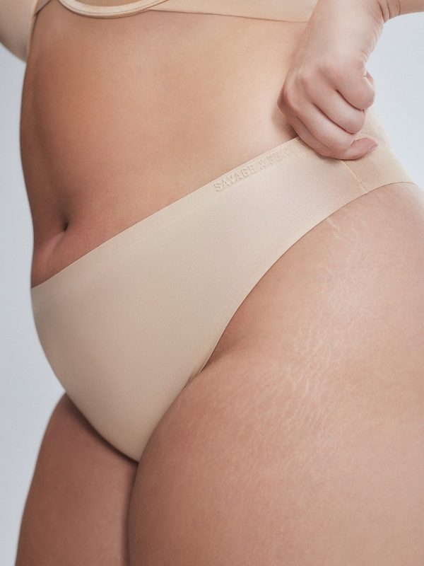 MICROFIBER-NO-SHOW-THONG-PANTY-UD2356832-9011-1-1200x1600-1.jpg