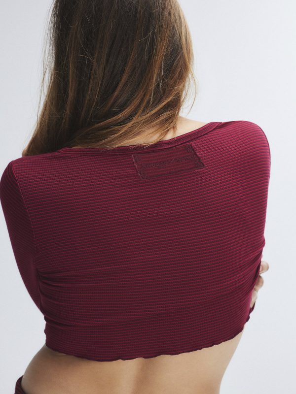 MIDNIGHT-CRUISE-LONG-SLEEVE-CROP-TOP-SQ2356786-11804-4-1200x1600-1.jpg
