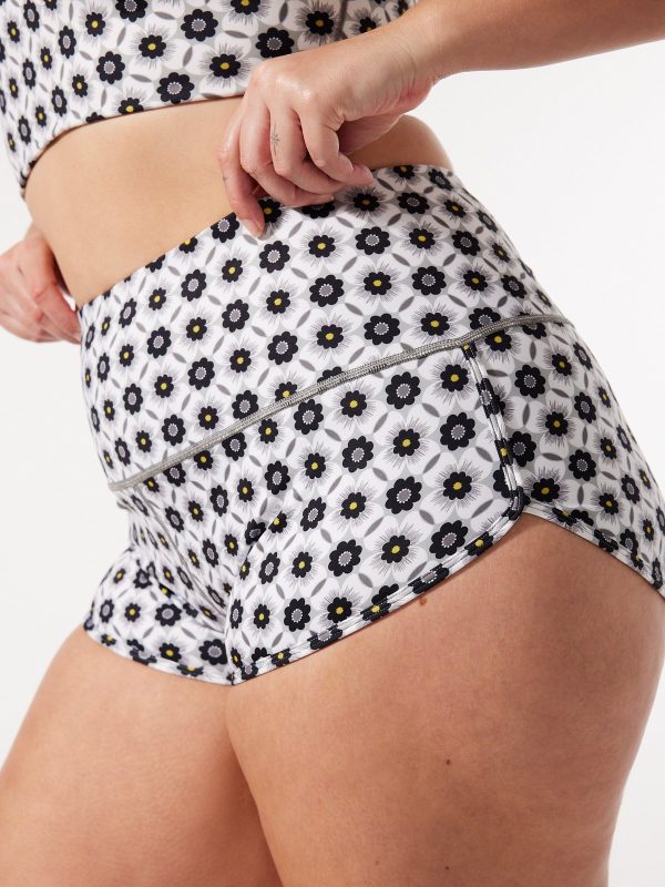 MOD-HIGH-WAIST-HOT-SHORT-BM2356201-7668-1-1200x1600-1.jpg