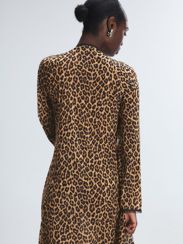 ON-THE-PROWL-FULL-LENGTH-ROBE-SQ2500523-11413-2-1200x1600-1.jpg