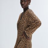 ON-THE-PROWL-FULL-LENGTH-ROBE-SQ2500523-11413-3-1200x1600-1.jpg