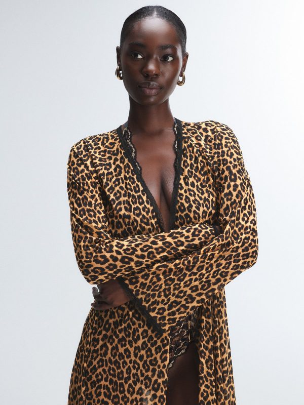 ON-THE-PROWL-FULL-LENGTH-ROBE-SQ2500523-11413-5-1200x1600-1.jpg