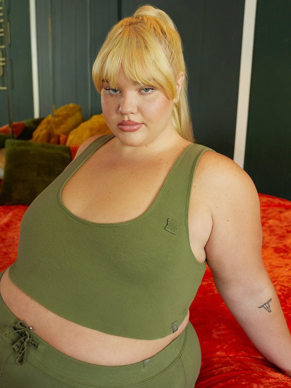 RIB-SLEEP-CROP-TOP-SQ2252215-3812-1-1200x1600-1.jpg