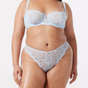 ROMANTIC CORDED LACE BRAZILIAN PANTY
