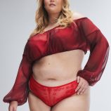 ROSE-DELIVERY-LACE-THONG-PANTY-UD2500569-11528-2-1200x1600-1.jpg
