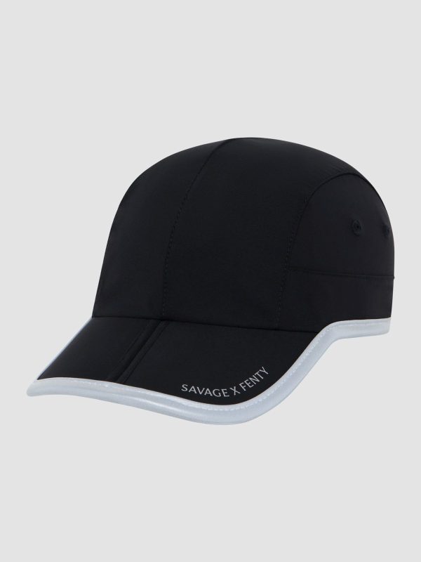 RUNNERS-HAT-XA2500502-1533-LAYDOWN-1200x1600-1.jpg