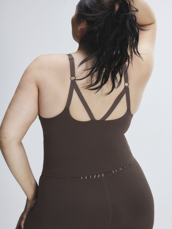 RUNNING-HOT-BUILT-IN-BRA-TANK-XT2500508-11394-2-1200x1600-1.jpg