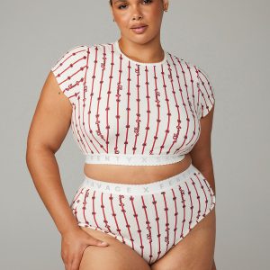 SAVAGE X COTTON CROP TOP