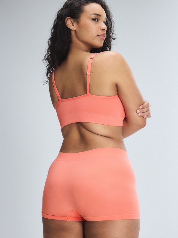 SEAMLESS-SCOOP-NECK-BRALETTE-BB2357478-13328-2-1200x1600-1.jpg