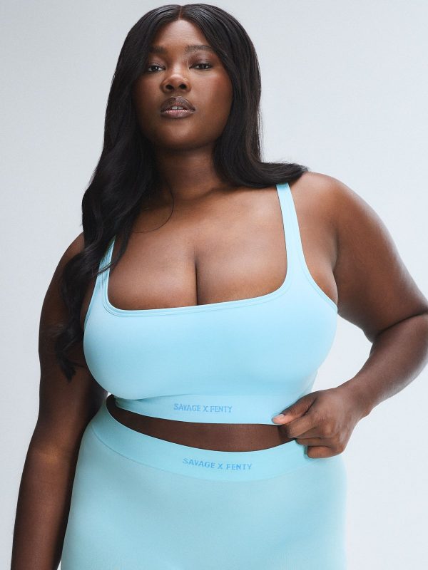 SEAMLESS-SCOOP-NECK-BRALETTE-BB2357478-13485-1-1200x1600-1.jpg