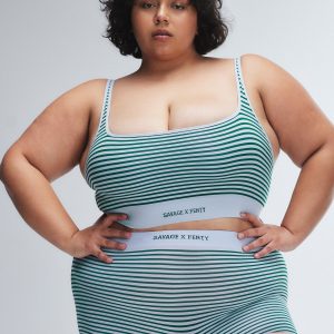 SEAMLESS SCOOP-NECK BRALETTE