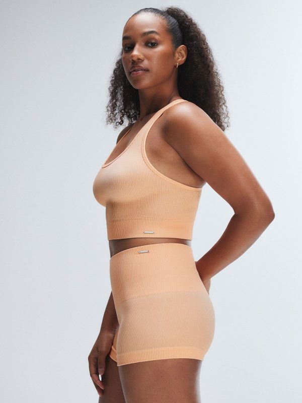 SEAMLESS-SPORT-RACERBACK-TANK-XT2500503-12405-3-1200x1600-1.jpg