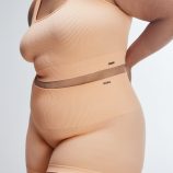SEAMLESS-SPORT-RACERBACK-TANK-XT2500504-12405-4-1200x1600-1.jpg
