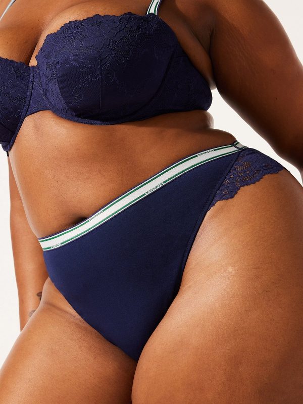SERVING-COURTSIDE-BRAZILIAN-PANTY-UD2458512-8802-1-1200x1600-1.jpg