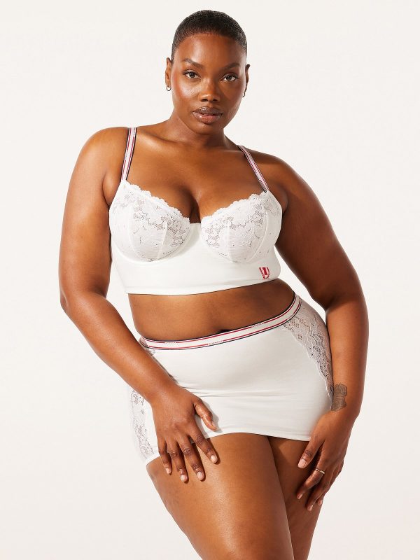 SERVING-COURTSIDE-BUSTIER-LI2458510-7612-1-1200x1600-1.jpg