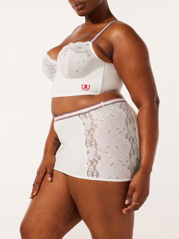 SERVING-COURTSIDE-SKIRT-LI2458509-7612-4-1200x1600-1.jpg