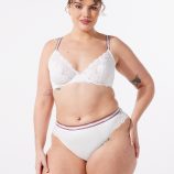 SERVING-COURTSIDE-UNLINED-LACE-PLUNGE-BRA-BA2458507-7612-3-1200x1600-1.jpg