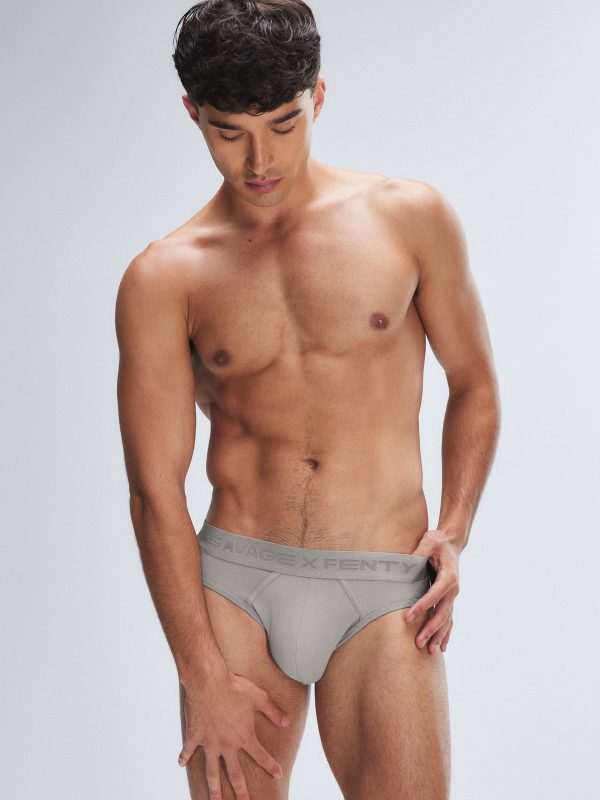 SHADOW-FIT-BRIEFS-UD2355059-6504-1-1200x1600-1.jpg