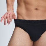 SHADOW-FIT-MESH-BRIEFS-UD2500652-1533-4-1200x1600-1.jpg