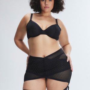 SHOW N' TELL MESH GARTER SKIRT