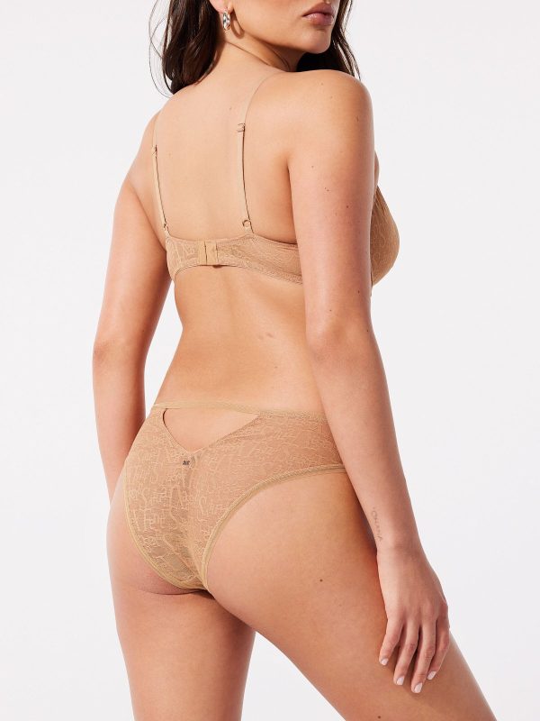 SIGNATURE-SCRIPT-CHEEKY-PANTY-UD2458498-9817-4-1200x1600-1.jpg