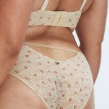 SIGNATURE-SCRIPT-CHEEKY-PANTY-UD2458499-12514-1-1200x1600-1.jpg