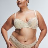 SIGNATURE-SCRIPT-CHEEKY-PANTY-UD2458499-12514-4-1200x1600-1.jpg
