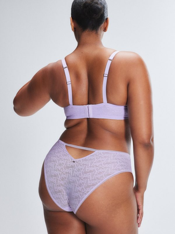 SIGNATURE-SCRIPT-CHEEKY-PANTY-UD2458499-5210-1-1200x1600-1.jpg