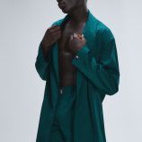 SIGNATURE-SCRIPT-SATIN-SMOKING-JACKET-SQ2500501-6909-4-1200x1600-1.jpg