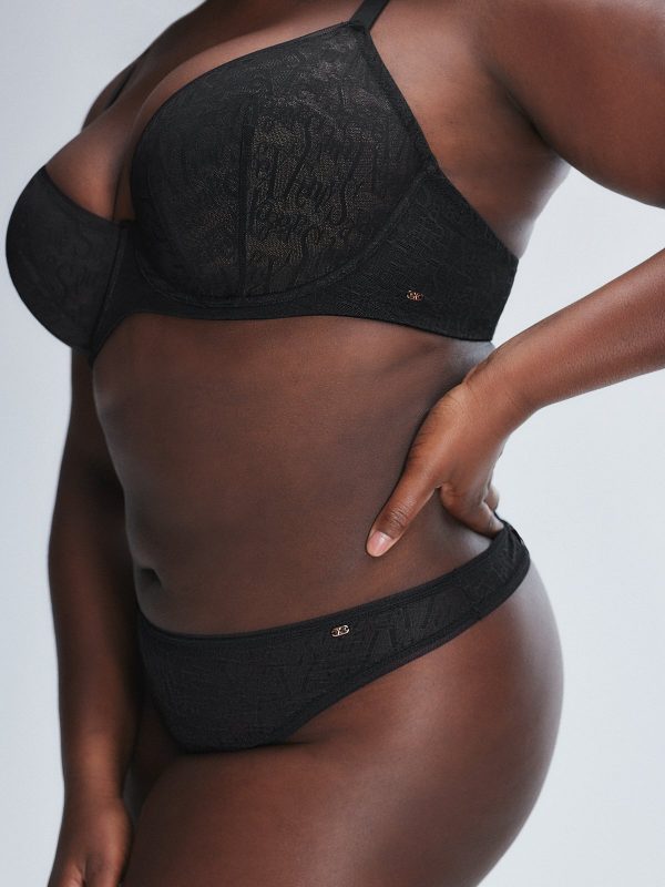 SIGNATURE-SCRIPT-THONG-PANTY-UD2458497-0687-4-1200x1600-1.jpg