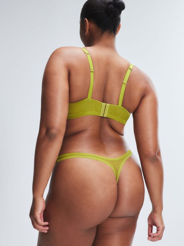 SIGNATURE-SCRIPT-THONG-PANTY-UD2458497-11719-3-1200x1600-1.jpg