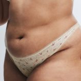 SIGNATURE-SCRIPT-THONG-PANTY-UD2458497-12514-1-1200x1600-1.jpg