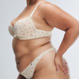 SIGNATURE-SCRIPT-THONG-PANTY-UD2458497-12514-3-1200x1600-1.jpg