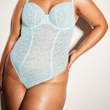SIGNATURE-SCRIPT-UNDERWIRE-TEDDY-LI2458491-8746-1-1200x1600-1.jpg