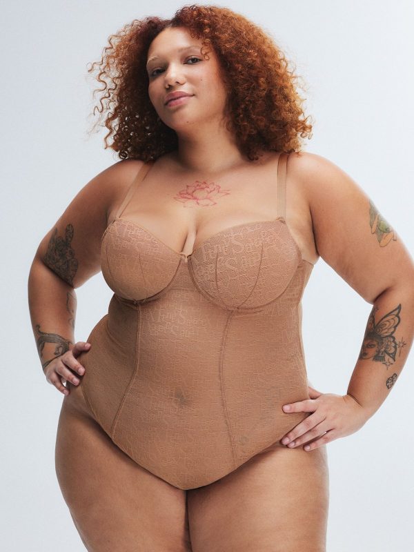 SIGNATURE-SCRIPT-UNDERWIRE-TEDDY-LI2458491-9817-1-1200x1600-1.jpg