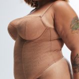 SIGNATURE-SCRIPT-UNDERWIRE-TEDDY-LI2458491-9817-4-1200x1600-1.jpg
