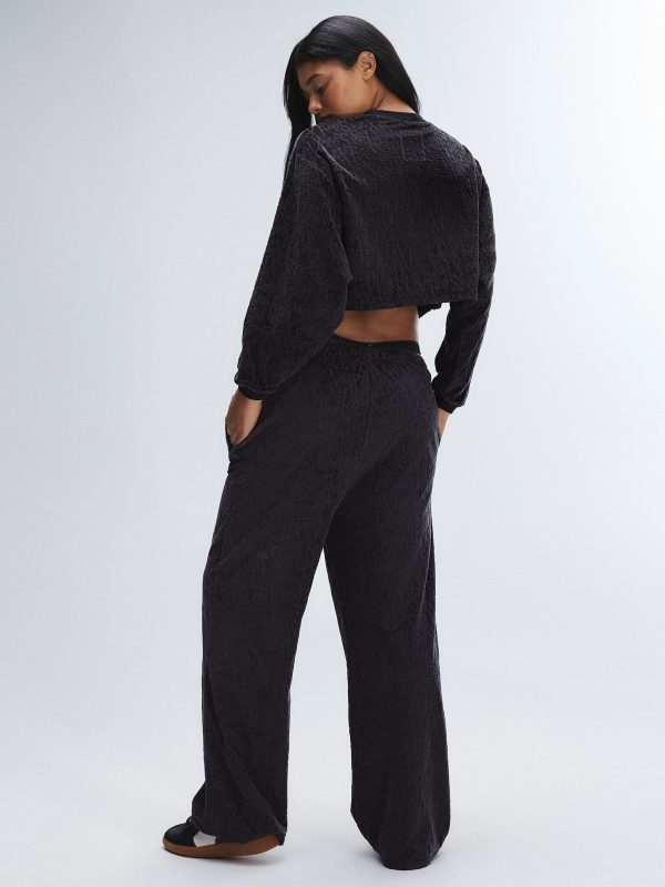 SIGNATURE-SCRIPT-VELOUR-PINTUCK-PANT-NF2500502-1533-2-1200x1600-1.jpg