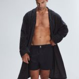 SIGNATURE-SCRIPT-VELOUR-ROBE-NT2500501-1533-2-1200x1600-1.jpg