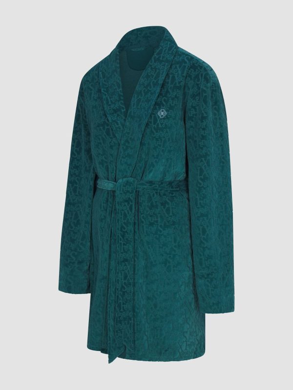 SIGNATURE-SCRIPT-VELOUR-ROBE-NT2500501-6909-LAYDOWN-1200x1600-1.jpg
