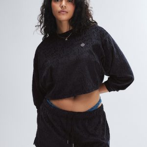 SIGNATURE SCRIPT VELOUR TAP SHORT
