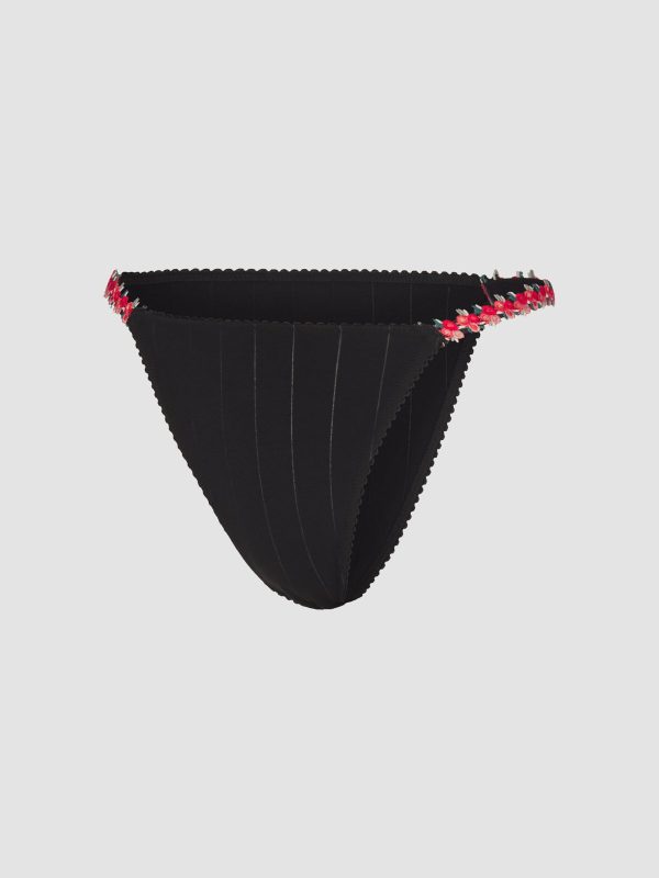 SLEEK-STITCH-ROSETTE-TRIM-STRING-BIKINI-PANTY-UD2500565-1533-LAYDOWN-1200x1600-1.jpg