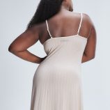 SLEEK-STITCH-SLEEP-MAXI-SLIP-SQ2459101-11466-3-1200x1600-1.jpg