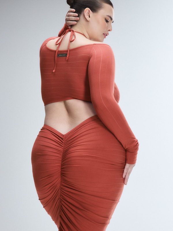 SLEEK-STITCH-SLEEP-RUCHED-TOP-SQ2459252-12396-2-1200x1600-1.jpg
